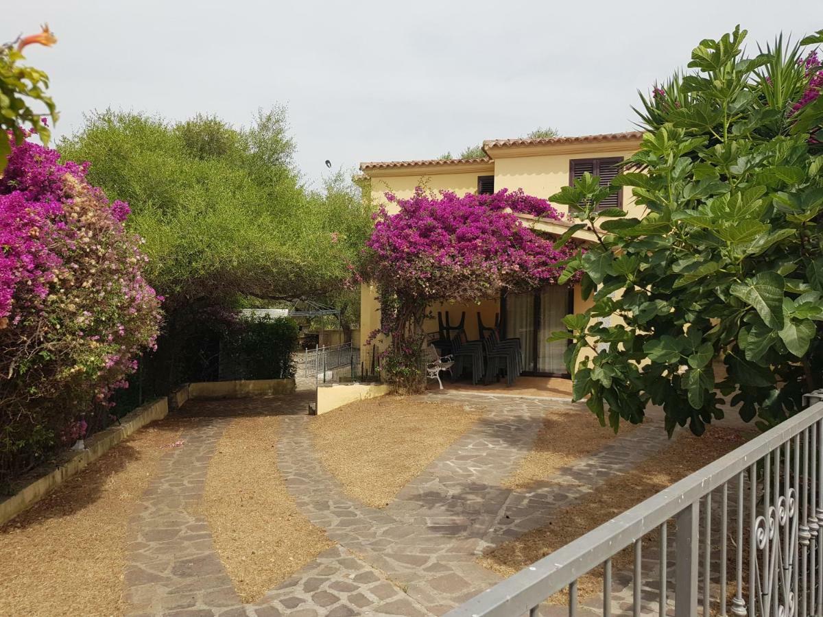 Villa Dettori San Teodoro  Esterno foto